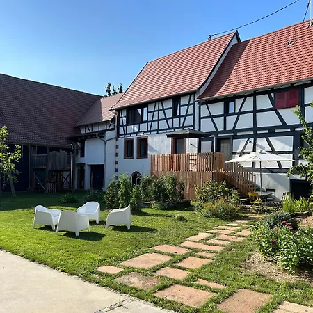 Corps De Ferme Alsacien