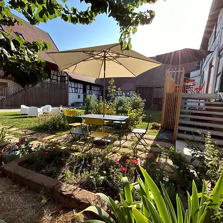 Corps De Ferme Alsacien