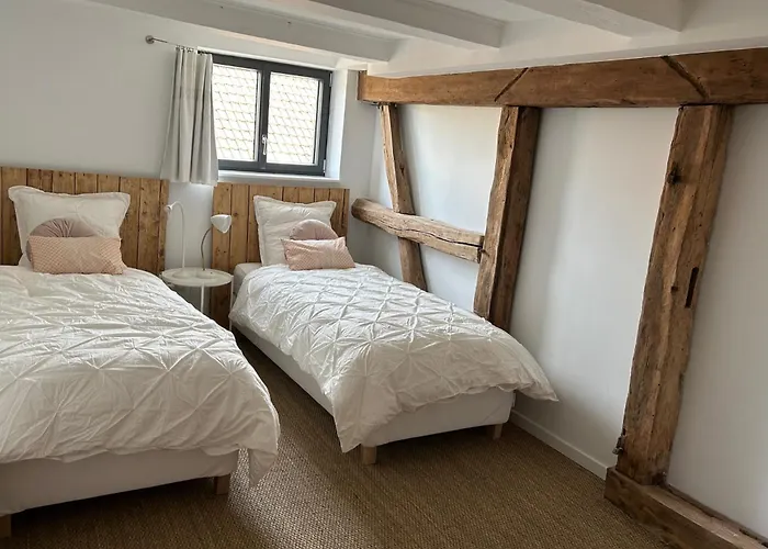 Corps De Ferme Alsacien